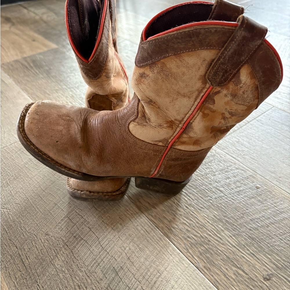 Cody James boots